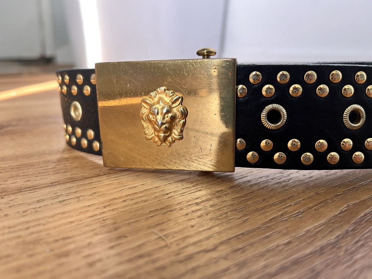 Gianni Versace Vintage Brown Suede Belt with Gold Buckle Vintage Gianni Versace Medusa Leather Belt – Gold Buckle  main image 2