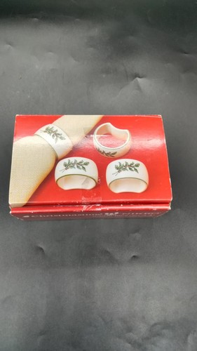 Vintage Nikko ChristmastIme NAPKIN RINGS (Set of 4) Mint in Box Porcelain - Picture 2 of 4