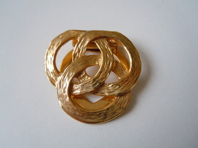 Schalclip Kleiderclip Klammer Knoten Ringe Goldton 14,1 g/3,3 x 3,5 cm