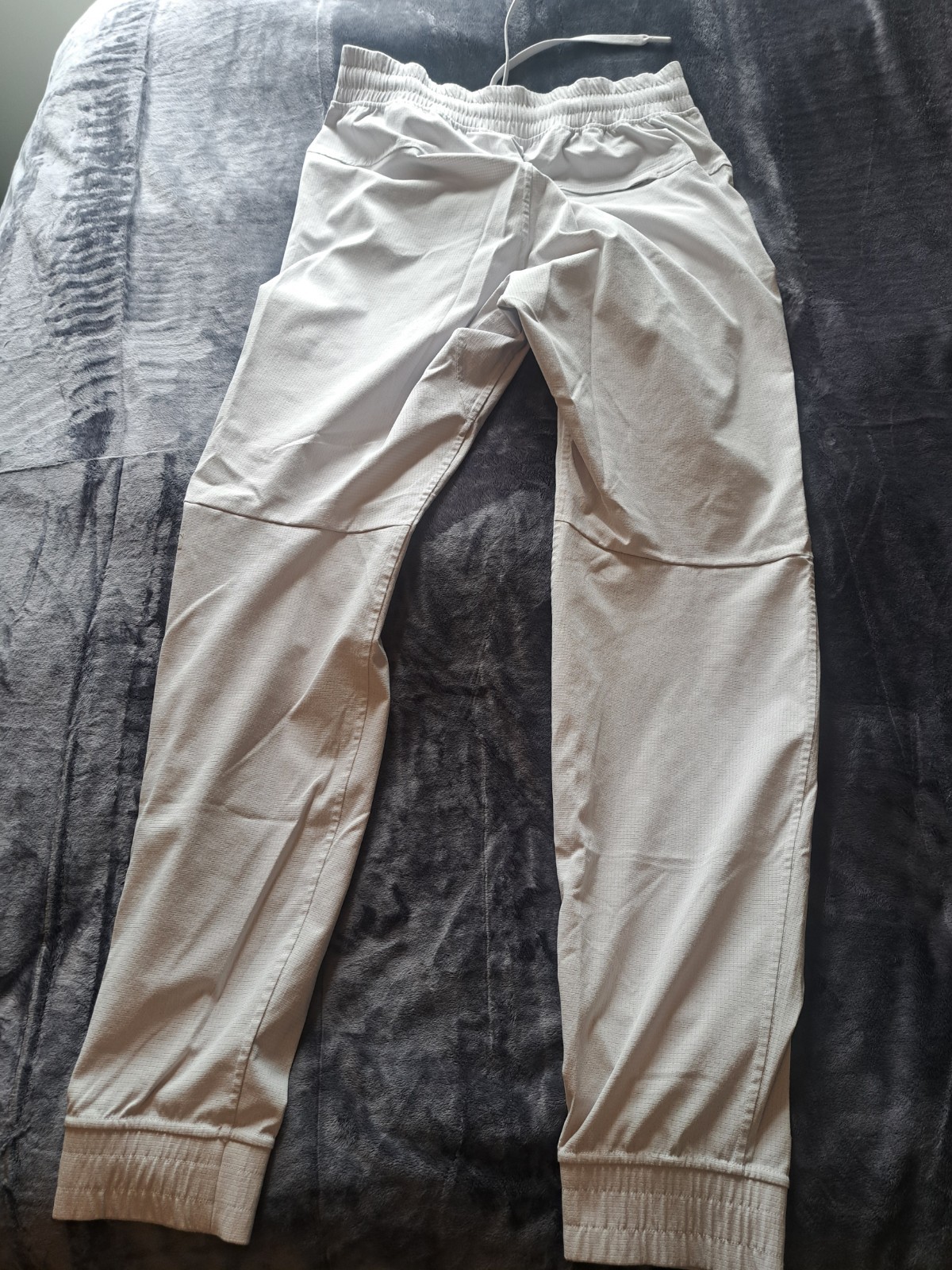 Lululemon Lab Mens Light Grey Grid Textured Tapered Jogger Pants Size M