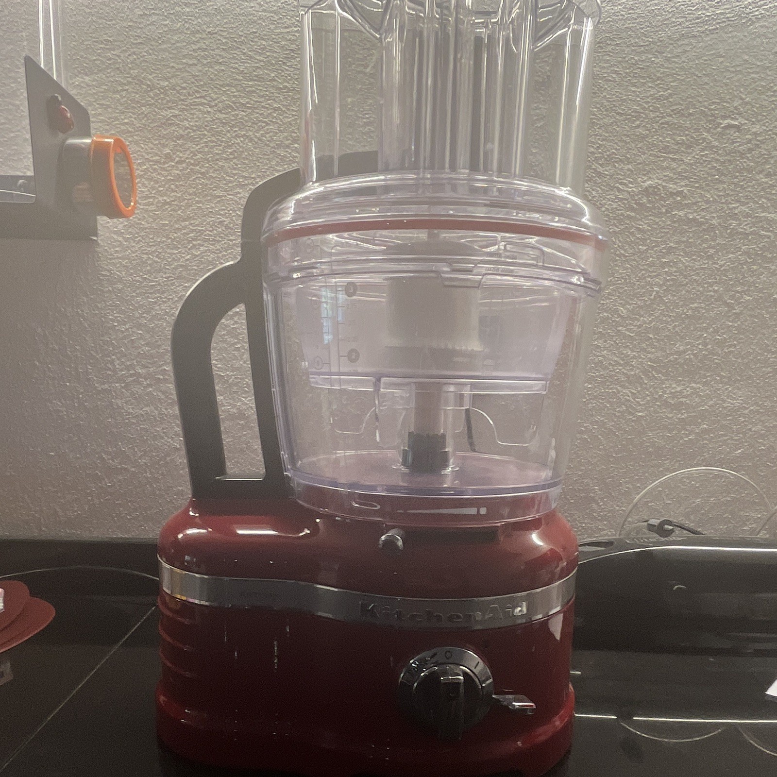 KitchenAid processore alimenti rosso elettrico con ciotola, coperchio e dischi