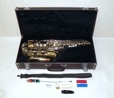 YAMAHA YAS-23 ALTO SAXOPHONE