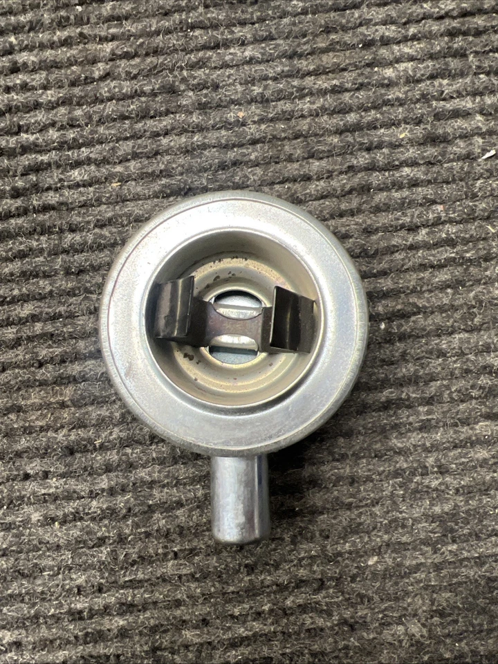 Tapa Respirador Moto MO70 Foto 3 de 4