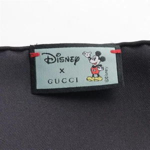 Gucci Disney foulard floral femme 607325 3G001 état légèrement utilisé