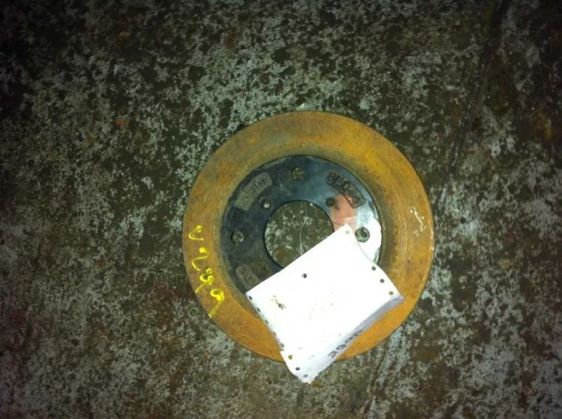 Suzuki Swift 1989 rotor/bambor trasero Foto 3 de 4