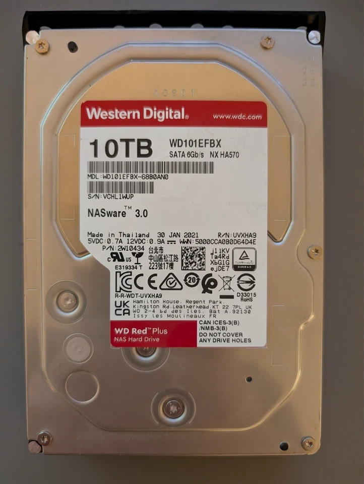 WD Red Plus 10TB SATA 3, 3,5 Zoll NAS Interne Festplatte (WD101EFBX)