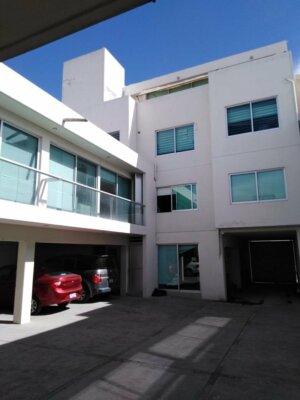 EDIFICIO EN RENTA EN CIMATARIO