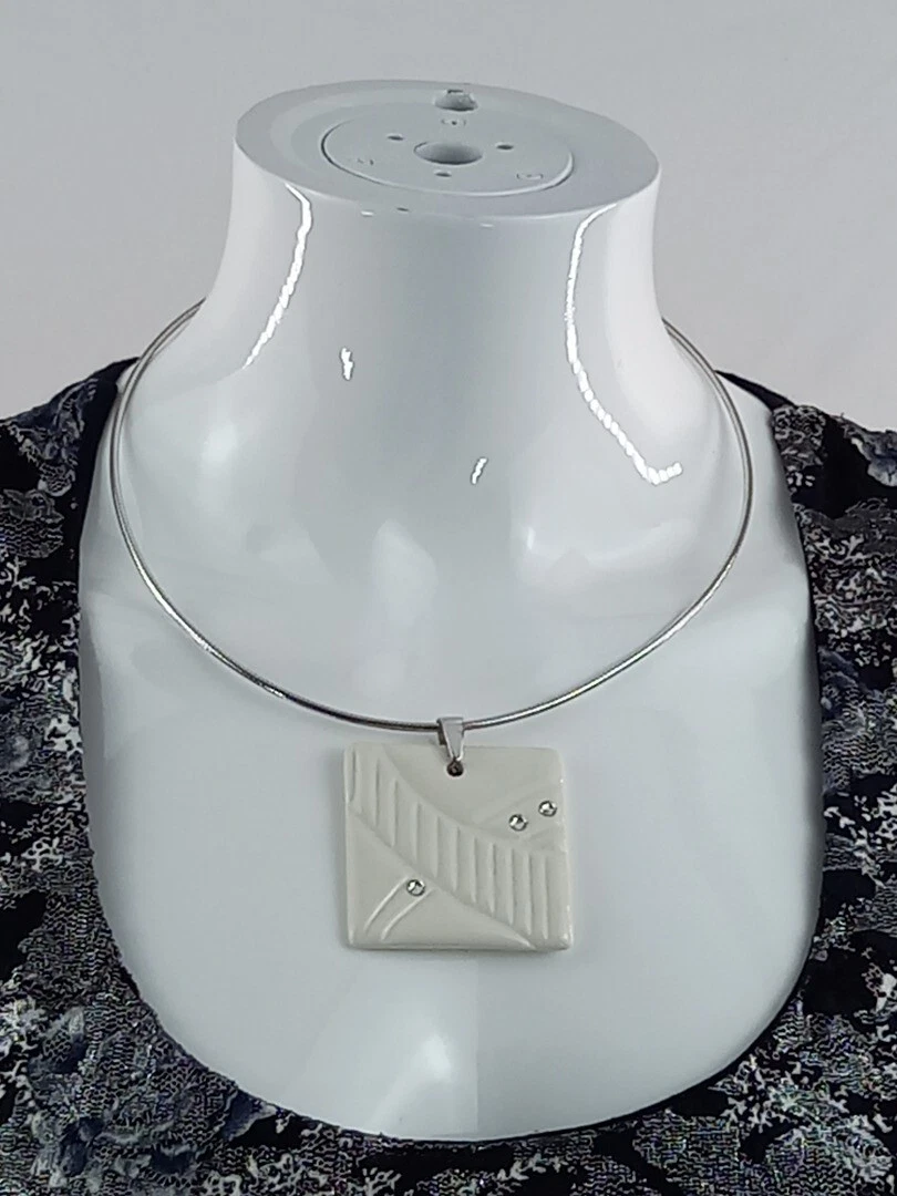 Belleek living jewellery online