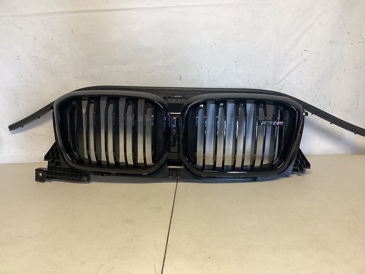 2022 2023 BMW X3 X4 GRILLE GLOSS BLACK / CAMERA OEM 10627111