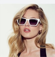 QUAY Australia Sunglasses Call The Shots Rare White Polarized Gradient Modern
