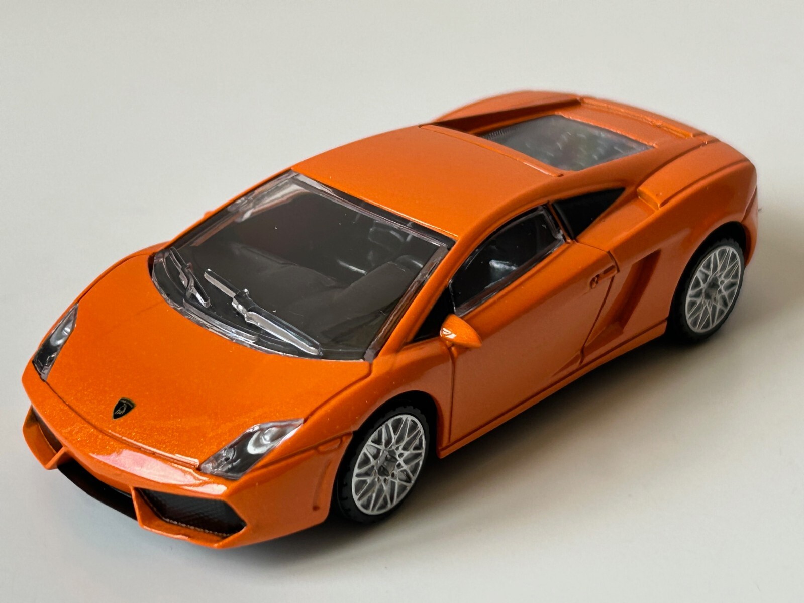 Lamborghini  Gallardo LP560-4 Italian Car Model Toy Diecast Toy 1:40 ScaleRastar