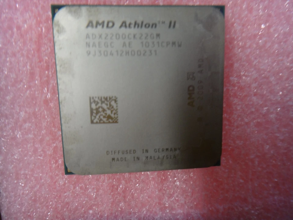 NAEGC WAEKC ADXB220CK23GM AMD ATHLON II X2 2.8GHZ Dual Core CPU PROCESSOR - Image 3 of 3
