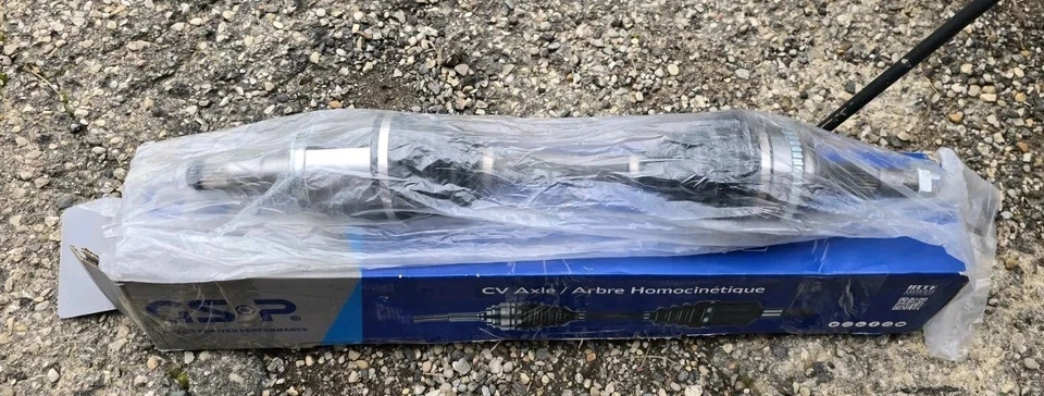Conjunto de eje CV delantero derecho GSP NCV39004 se adapta a INFINITI G25, G35, G37, Q40 Foto 3 de 4