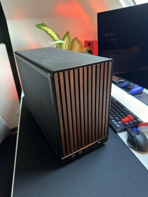 Gaming PC AMD Ryzen 7 5800X DDR4 32GB GPU Sapphire PURE OC Radeon RX 9070 16 GB