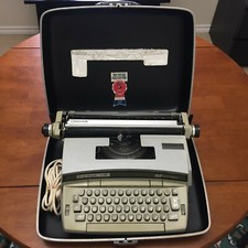 Vintage Automatic Coronet Super 12 Typewriter with original hard case thumbnail