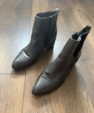 Venturini Damenschuhe / Stiefeletten / Größe 38