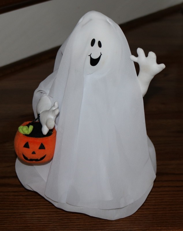 Hallmark Dancing and Singing Halloween Ghost