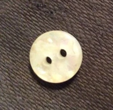 DILL BUTTONS #190890 WHITE ROUND-- 2 HOLE--11MM--12 PIECES