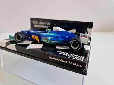 Minichamps 1/43 Sauber Petronas C23 F. Massa - 2005 Showcar