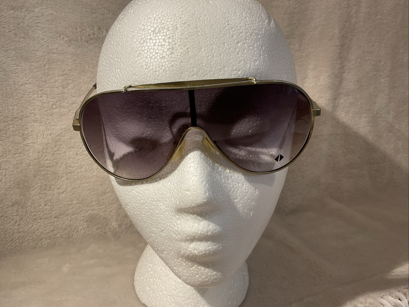 Retro Turbo Aviator Sunglasses with Purple Tint Lens & Gold Trim-image