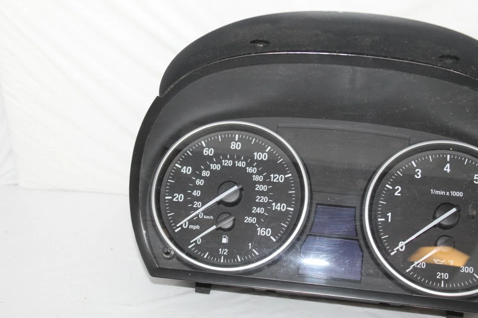 Medidores del panel de instrumentos del velocímetro 07-2014 BMW 328i 335i X1 55.764 millas Foto 2 de 4