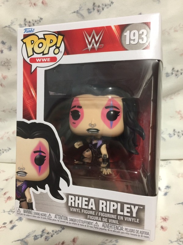 FUNKO POP! WWE / RHEA RIPLEY #193 / COMES IN PROTECTOR