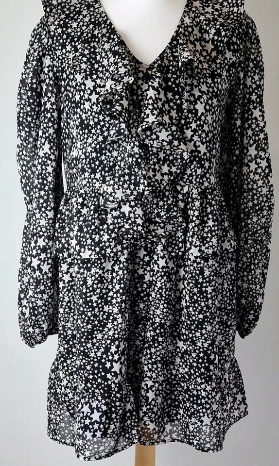 Boohoo Star Print Ruffle Smock Dress Black White UK 10 Long Sleeve Mini NWT - Image 3 of 4