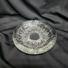 Clear Glass Sunflower Round Ashtray 2 Rest  Cigar Cigarette  5 3/8 in