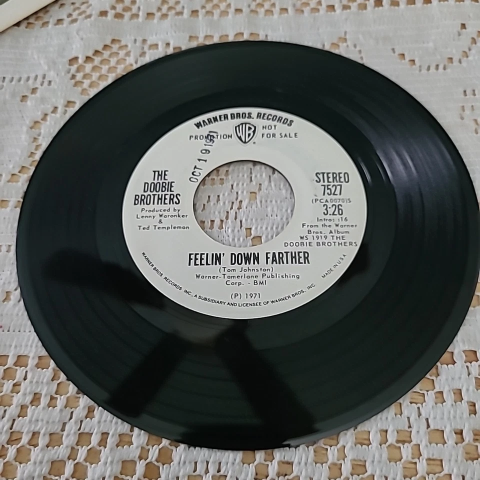 The Doobie Brothers 45 RPM - Feelin' Down Farther- Warner Bros. 1971 PROMO - Image 2 of 4