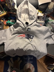 New England Patriots: NFL Reebok Apparel Sweatshirt #TF12 0099460488 Size Men M