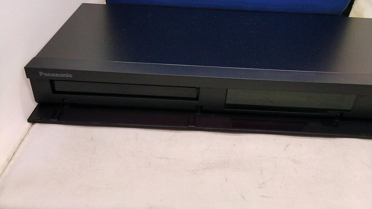Panasonic DMR-4T203 4K Blu-ray Recorder 2TB Good Condition Panasonic DMR-4T203 4K Blu-ray Recorder 2TB Good Condition