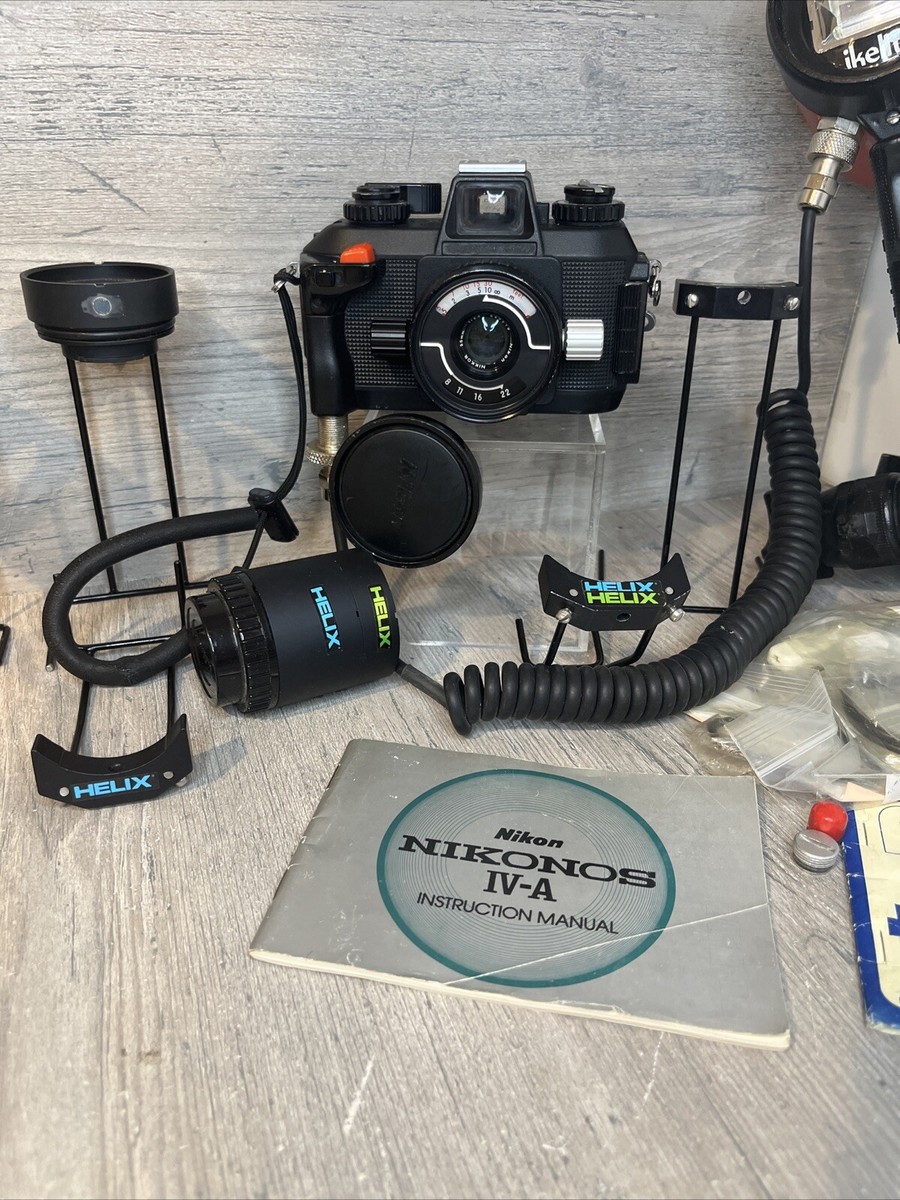 Beautiful Nikon Nikonos IV-A Underwater & Land Camera w Nikkor
