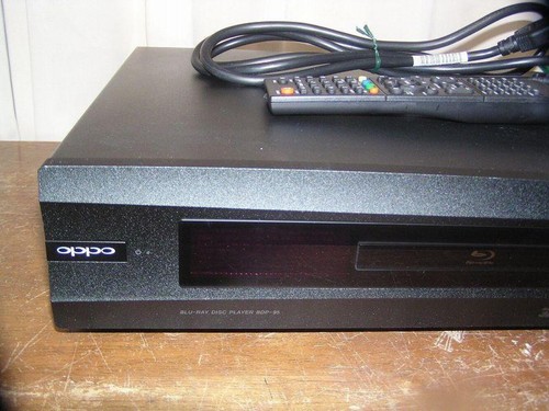 Oppo BDP-95 Audiophile Universal Disc Player w/Accessories Good Condition - Picture 2 of 4