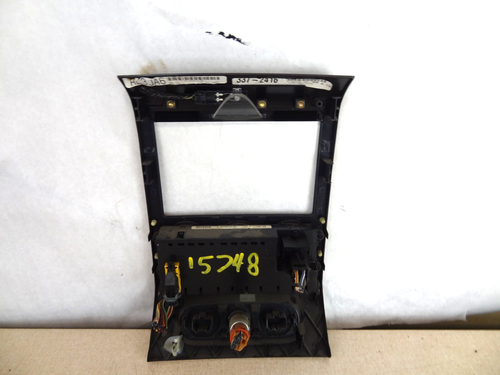 04 05 06 07 08 F-150 Manual Heat AC Control w/bezel, non heat back glass & mir. - Picture 3 of 4