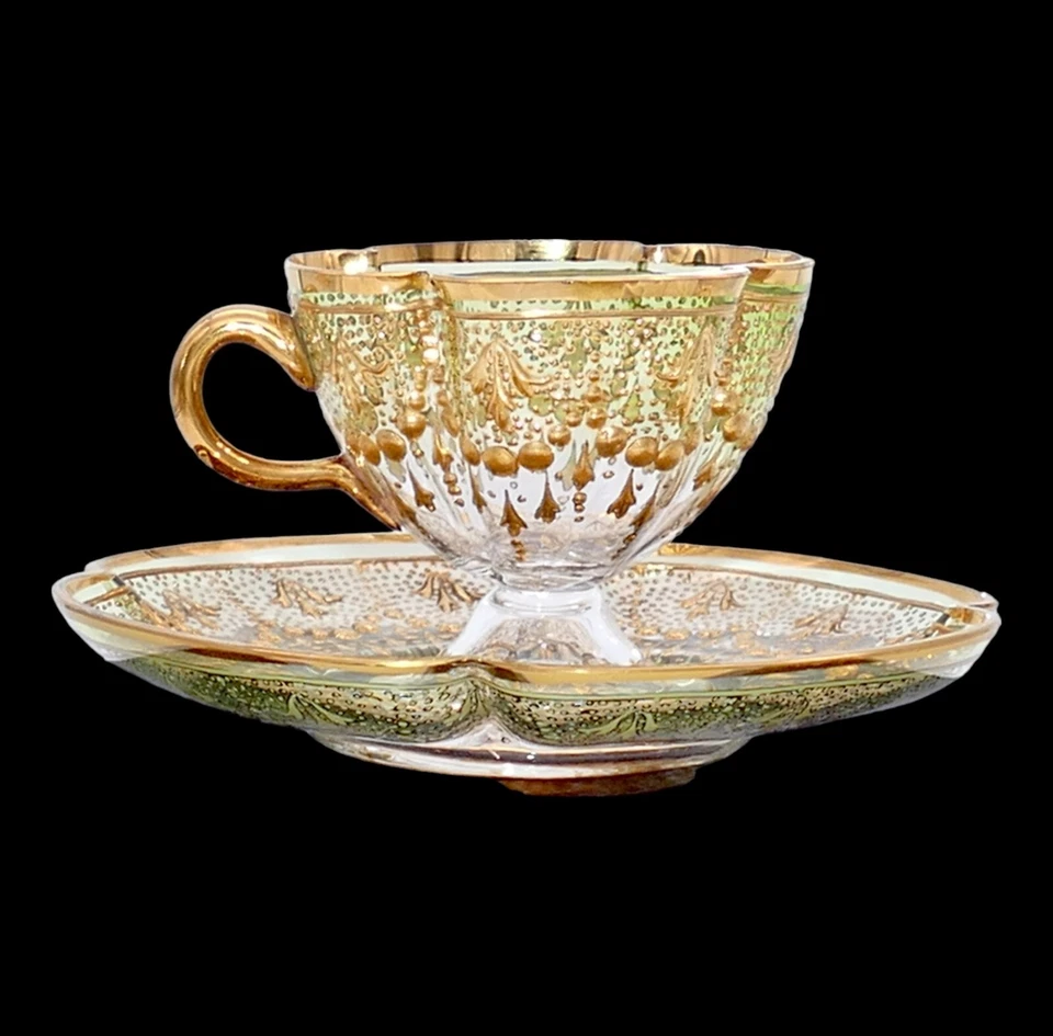 Juego de tazas de té antiguas Moser de cuatro hojas corte transparente a verde pesado 14K esmalte dorado Foto 4 de 4