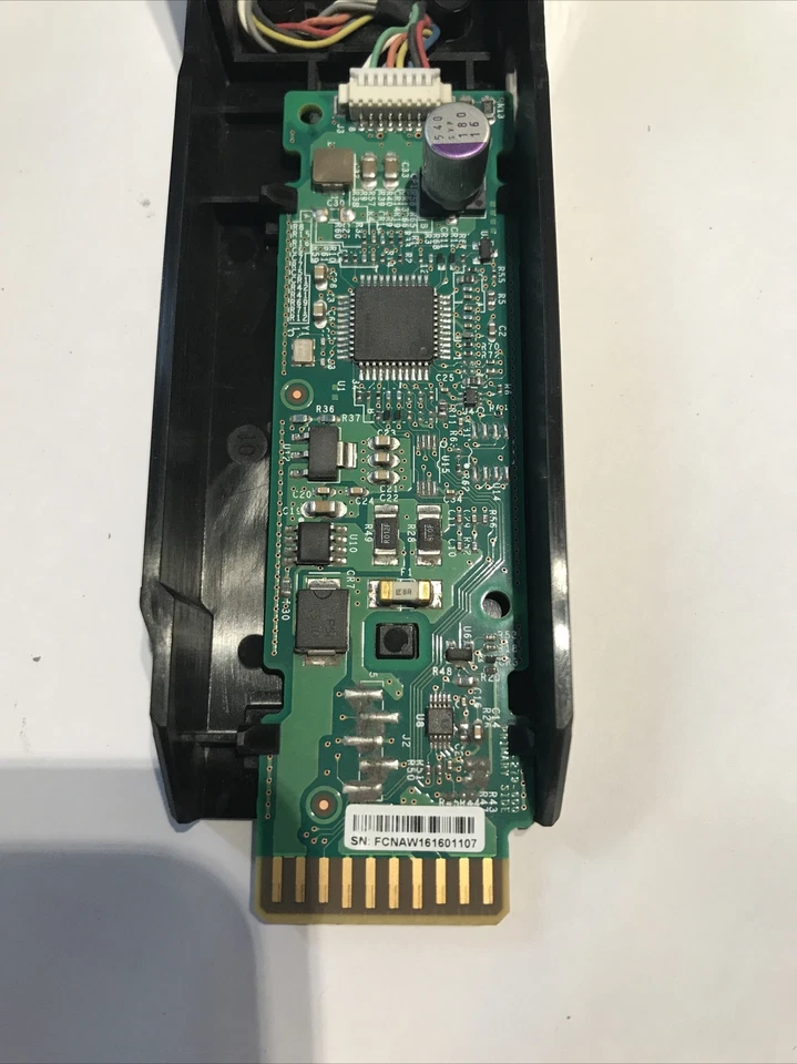 (1 x) EMC 2 VNXe 3200 (SAS 3.5 inch hard drive model, not 2.5 inch) fan module - Image 3 of 4