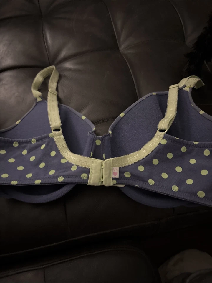 Sujetador Victoria's Secret para mujer Body de Victoria cobertura perfecta con aros 38DD Foto 4 de 4