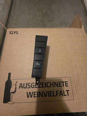 Schalter Einparkhilfe VW 3AB927238K 36 Passat Variant.