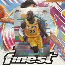 Topps Finest LeBron James #165 Los Angeles Lakers Refractor Uncommon 2026
