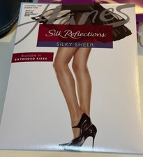 Hanes Silk Reflections Silky Sheer Control Top Sheer Toe-Style 717 Size AB