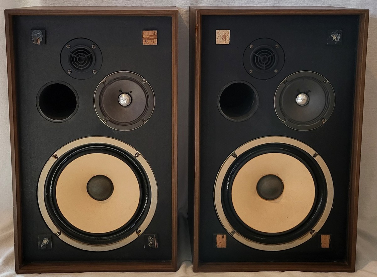 AKAIスピーカー SW-T70 Prueba de audio Akai SW -T70 - YouTube