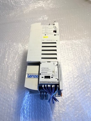 Lenze Inverter 8200 vector E82EV302_4B Id.No. 00450781
