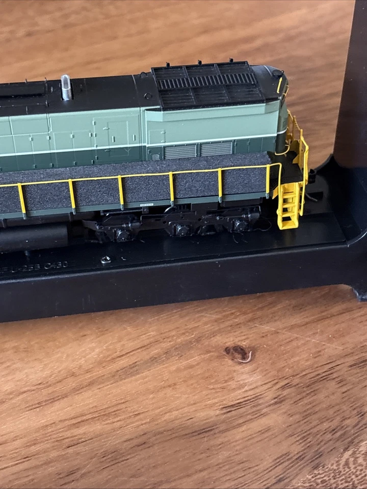 Bowser Executive HO Alco Century M630 Pacific Great Eastern PGE #710 24847 New - Image 4 of 4