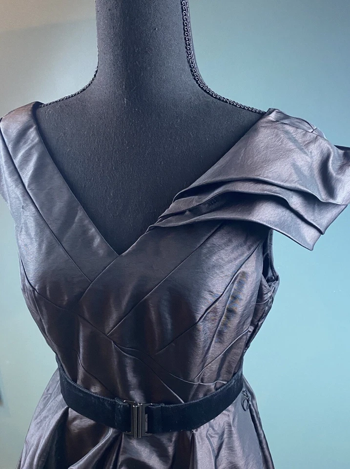 Mini Vestido Para Mujer Talla 8 Negro Tafetán Ajuste Formal N Acampanado Cinturón Doble V Foto 3 de 4