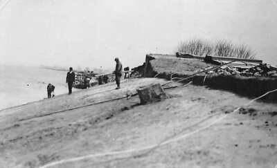 #ad Verdigre Nebraska 1930s Original Photograph Missouri River Putting in Revetment $5.45