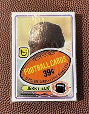 VINTAGE  1980  Topps  Football Cello Pack   New   Unopened   MINT