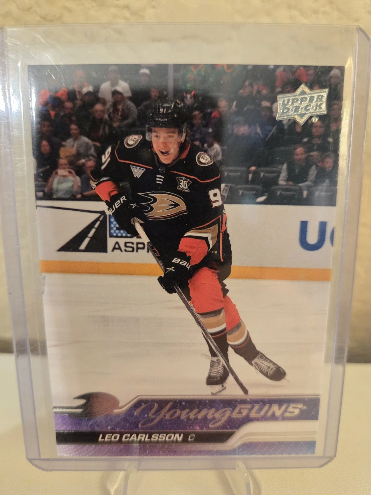 Leo Carlsson trading card