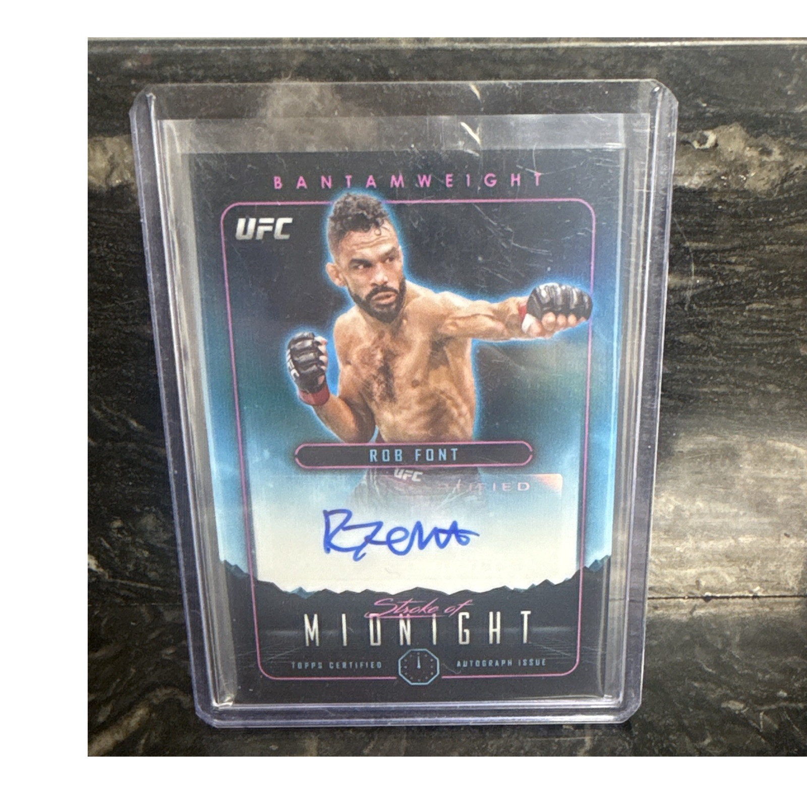 Topps 2024 Midnight UFC Rob Font Stroke of Midnight Autographs Auto SMA-RFT
