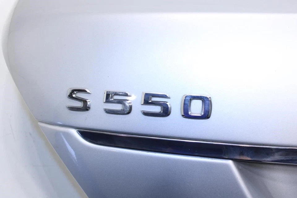 2007-2013 Mercedes-Benz S550 Rear Trunk Deck Lid Shell 221-750-02-75-28 OEM - Image 3 of 4