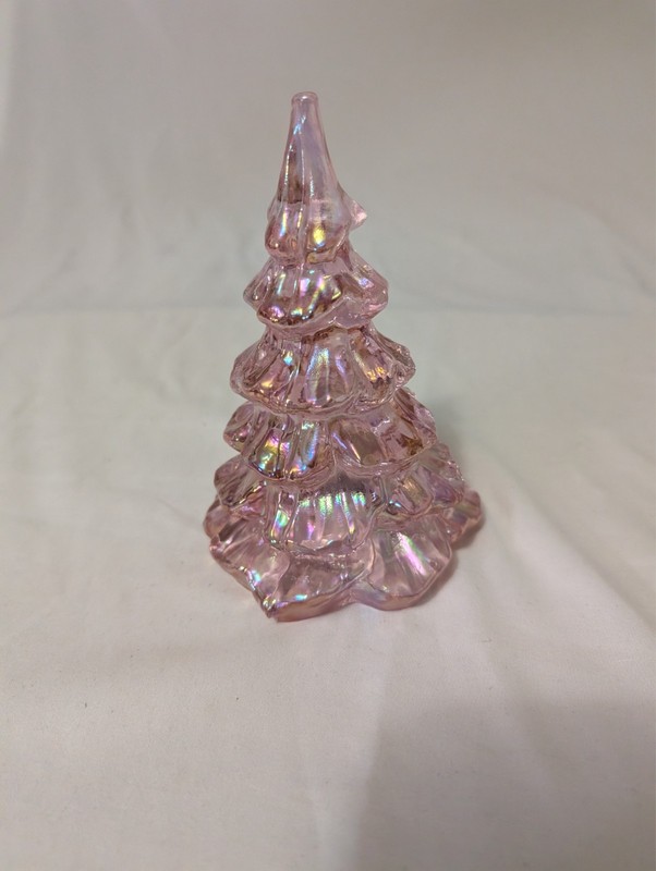 Antique Fenton Glassware, this is in perfect condition. No scratches or chips.
